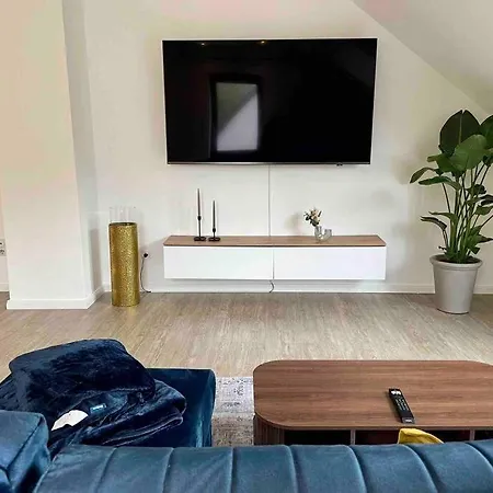 Premium Airbnb In Zentrale Lage 아파트