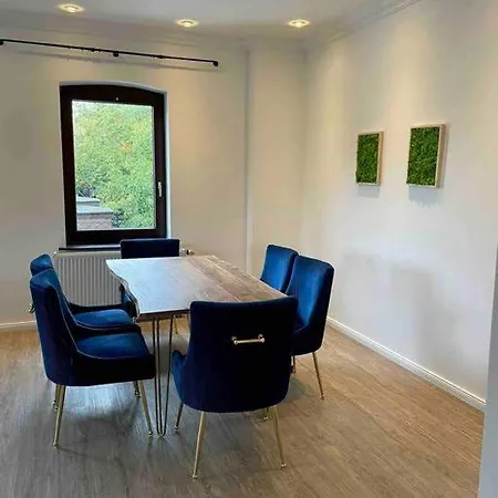 Premium Airbnb In Zentrale Lage 아파트 *
