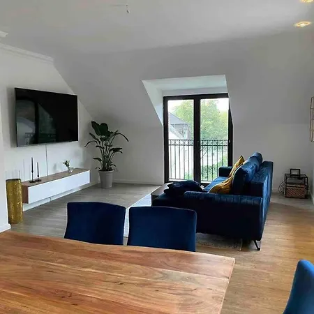 Premium Airbnb In Zentrale Lage 아파트 *